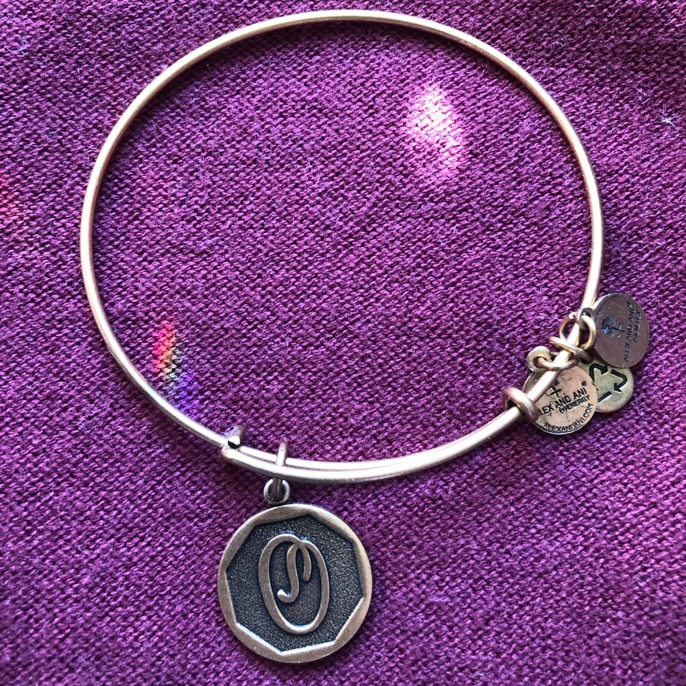 Alex and Ani “O” initial braclet